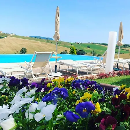 Casa Fanny Riviera Del Conero 4* ロレート