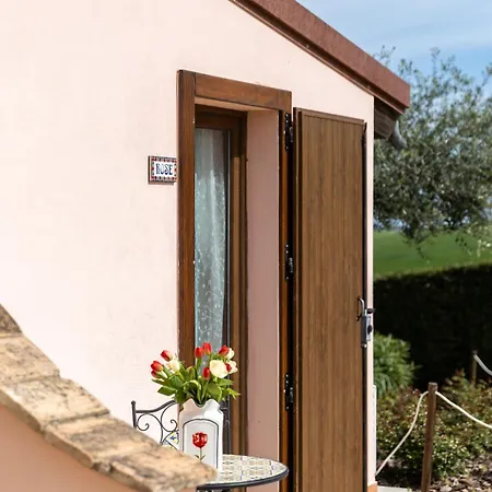 Casa Fanny Riviera Del Conero Bed and breakfast Loreto