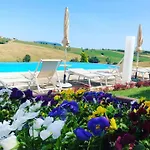 Casa Fanny Riviera Del Conero 4* 로레토