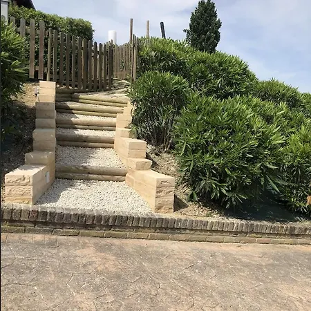 Casa Fanny Riviera Del Conero Bed & Breakfast