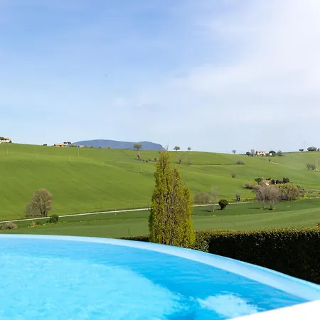 Casa Fanny Riviera Del Conero 4*